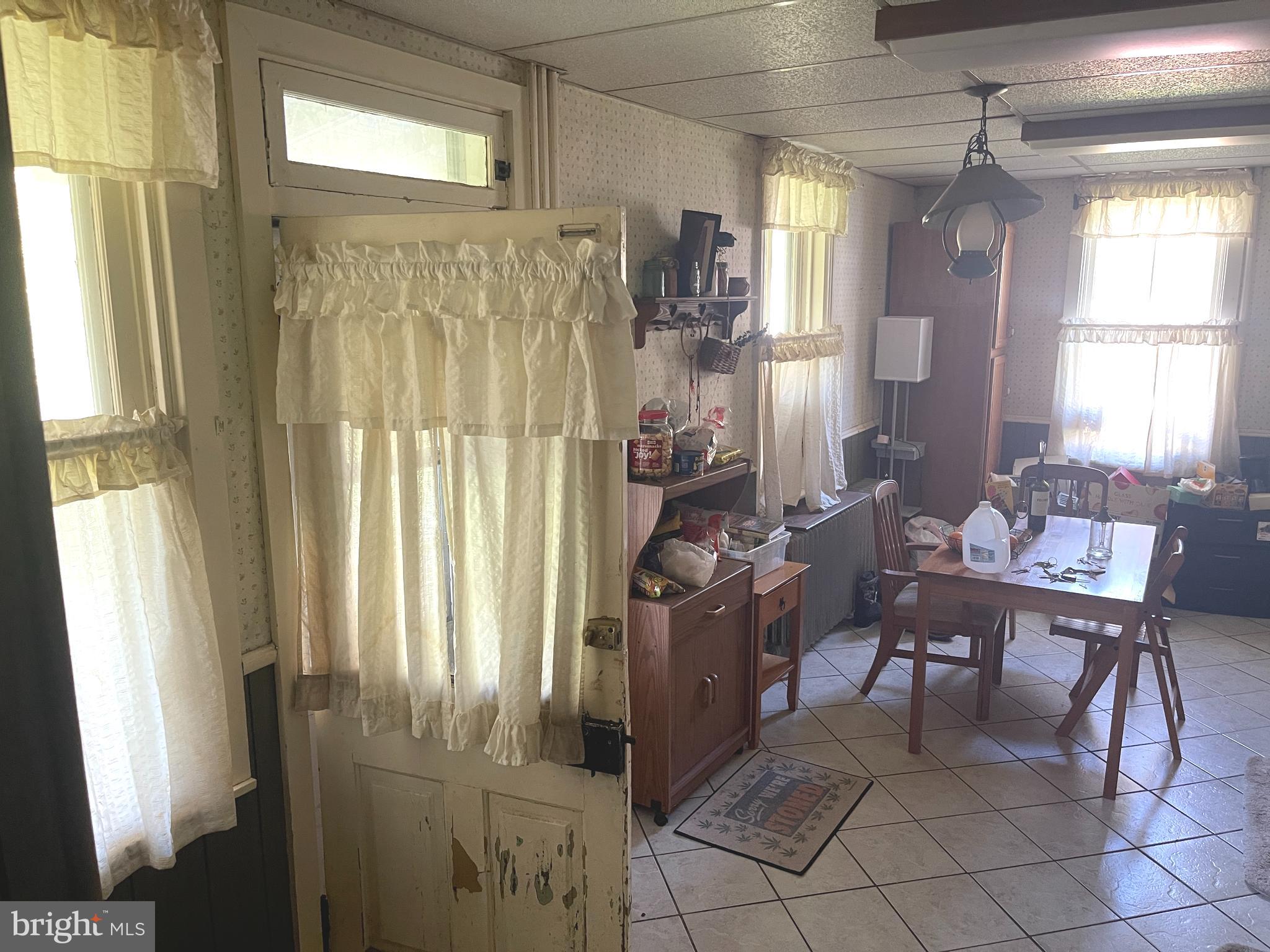 1586 Mt Wilson Road Lebanon, PA 17042 - Photo 6 of 13 Gallery Image 6