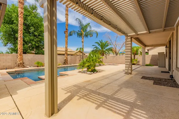 $669,000 | 250 East Hillside Street, Mesa, AZ 85201