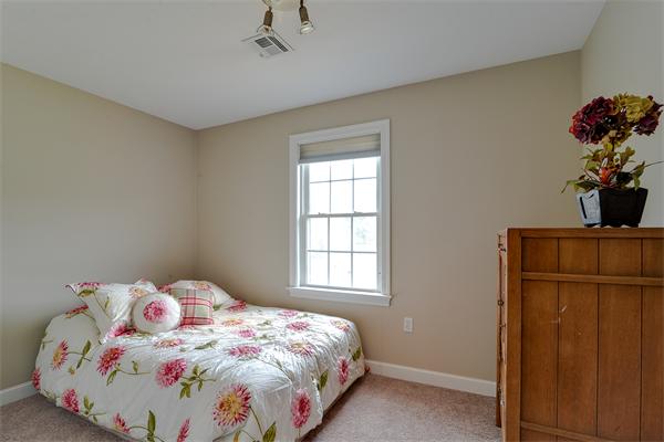34 Hardwick Road Ashland, MA 01721 - Photo 19 of 26 Gallery Image 19