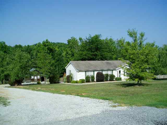 123 Coster Road Travelers Rest, SC 29690 - Photo 2 of 21