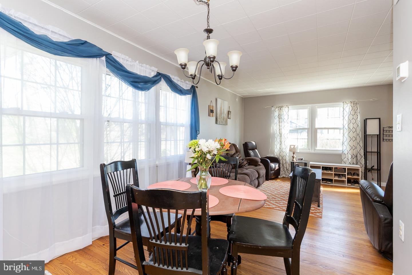 32 Grubb Road Malvern, PA 19355 - Photo 5 of 37 Family room opens up to dining area