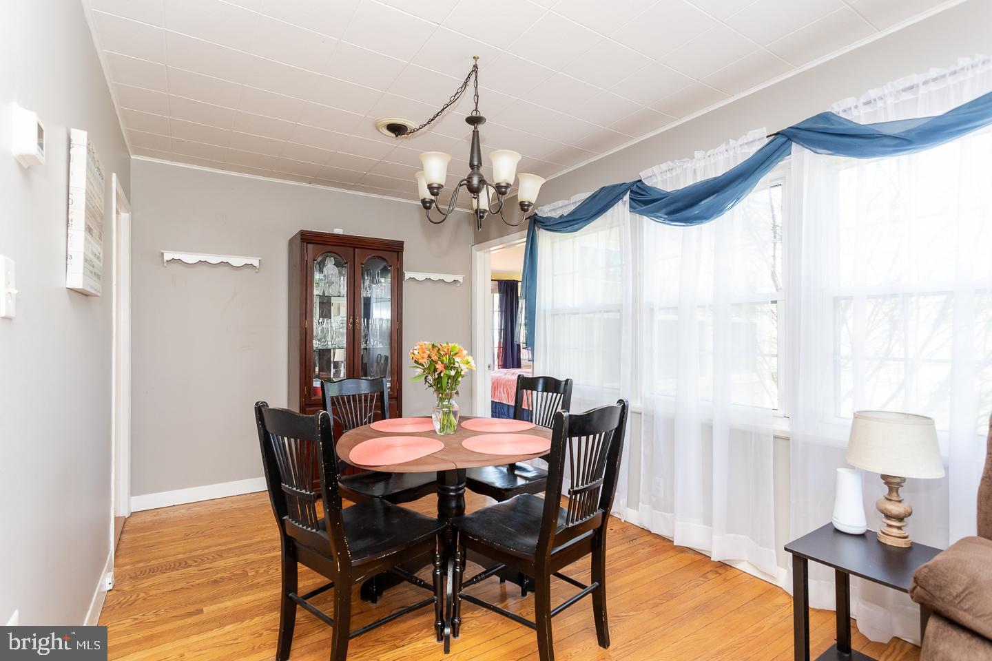 32 Grubb Road Malvern, PA 19355 - Photo 6 of 37