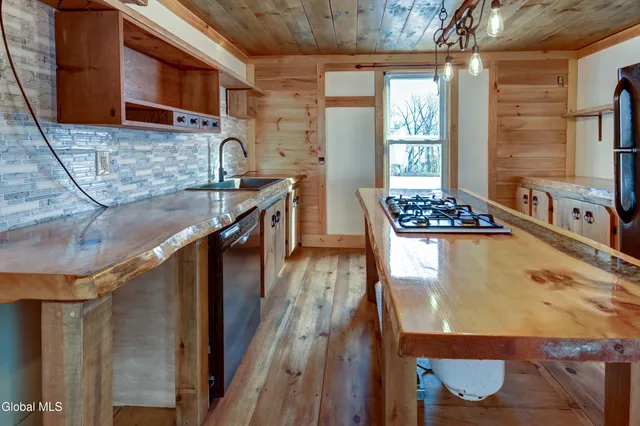 $199,000 | 2415 Highway 30A, Mohawk, NY 12068