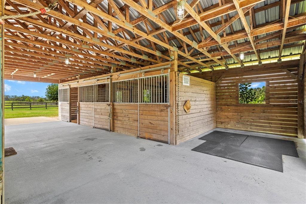 5710 Vanderipe Road Sarasota, FL 34241 - Photo 60 of 100 Gallery Image 60