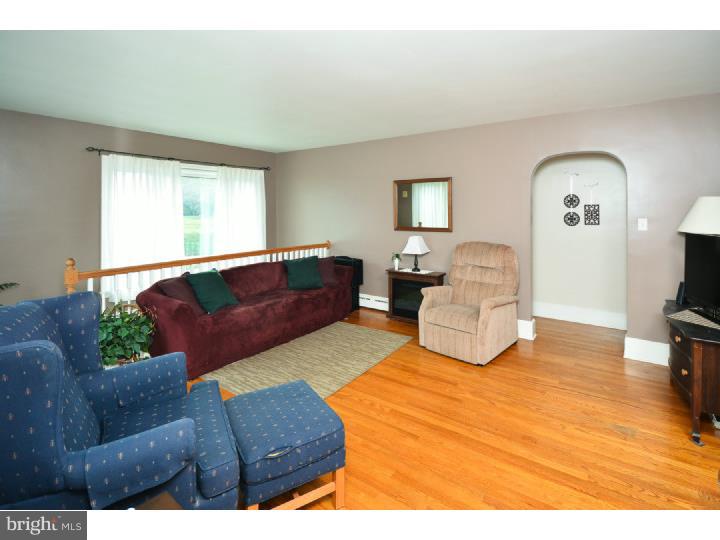 1463 Georgetown Road Christiana, PA 17509 - Photo 3 of 21 Gallery Image 3