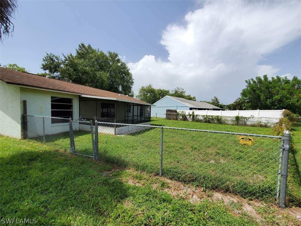 15500 Spring Line Lane Fort Myers, FL 33905 - Photo 7 of 22 Gallery Image 7