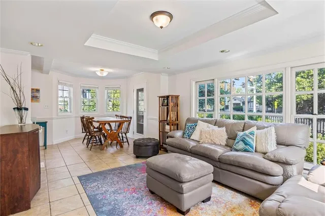 $280,000 | 10103 Johnson Drive, Shawnee, KS 66203