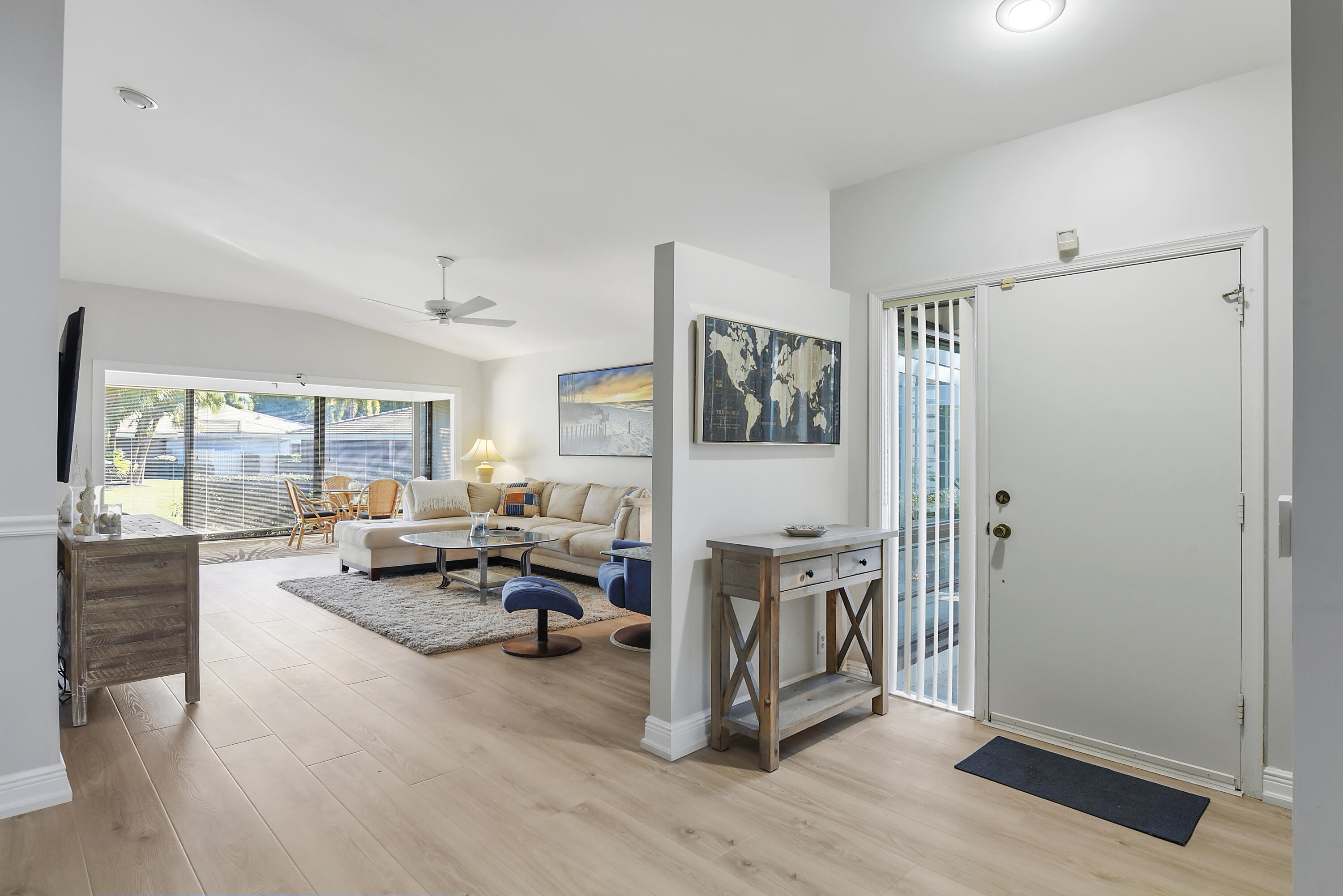 3736 Freshwater Drive Jupiter, FL 33477 - Photo 11 of 30 3736 Freshwater Dr_reshoot_Marina Brier_