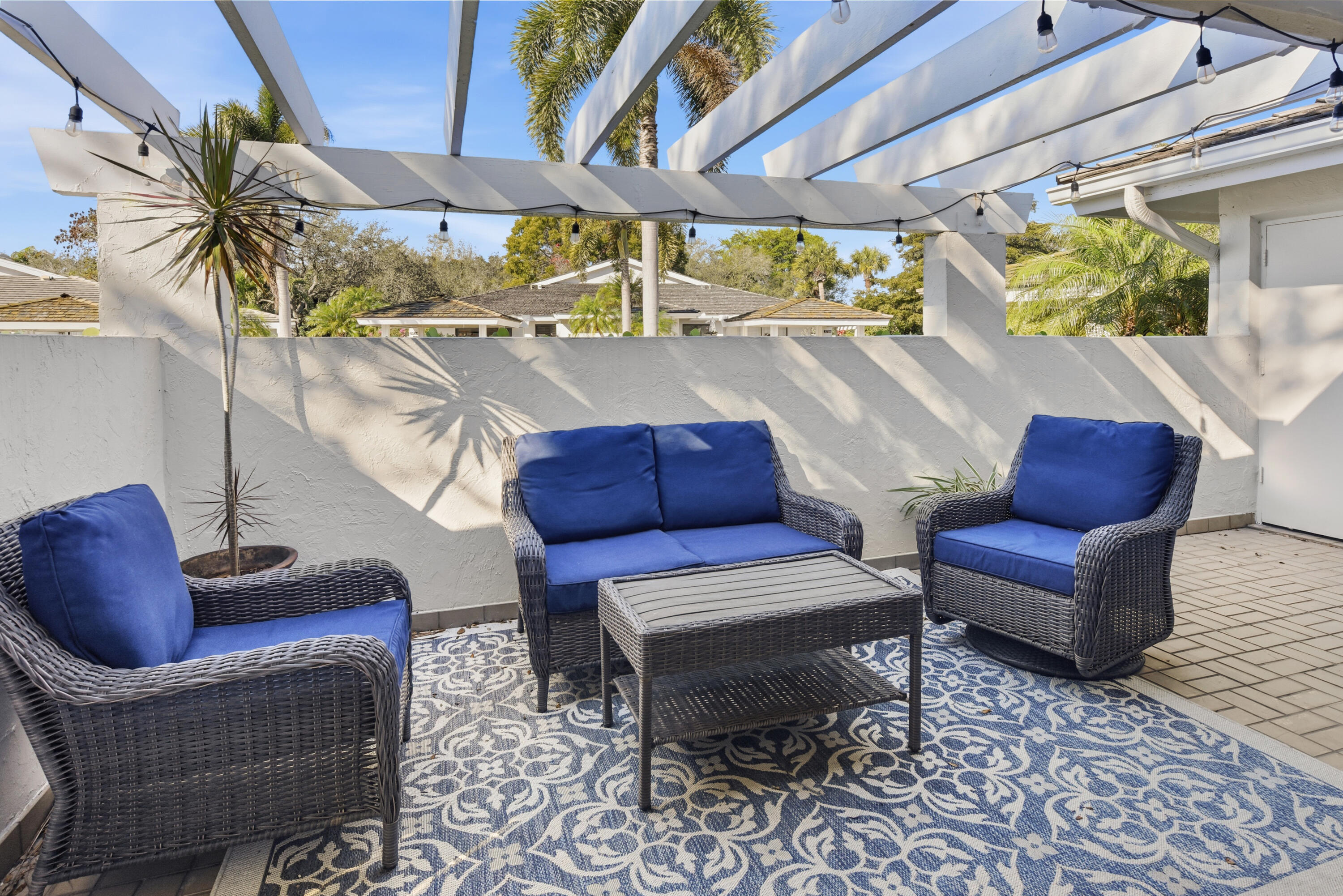 3736 Freshwater Drive Jupiter, FL 33477 - Photo 6 of 30 3736 Freshwater Dr_reshoot_Marina Brier_