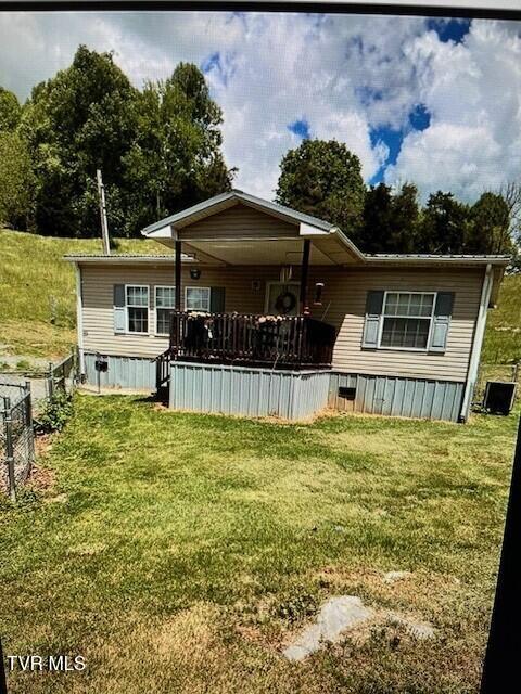 402 Beeline Road Duffield, VA 24244 - Photo 1 of 20 Front of House