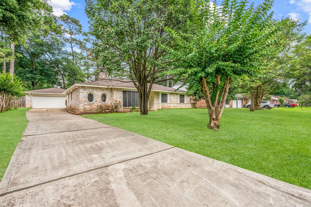 23302 Birnam Wood Boulevard, Spring, TX 77373 Compass