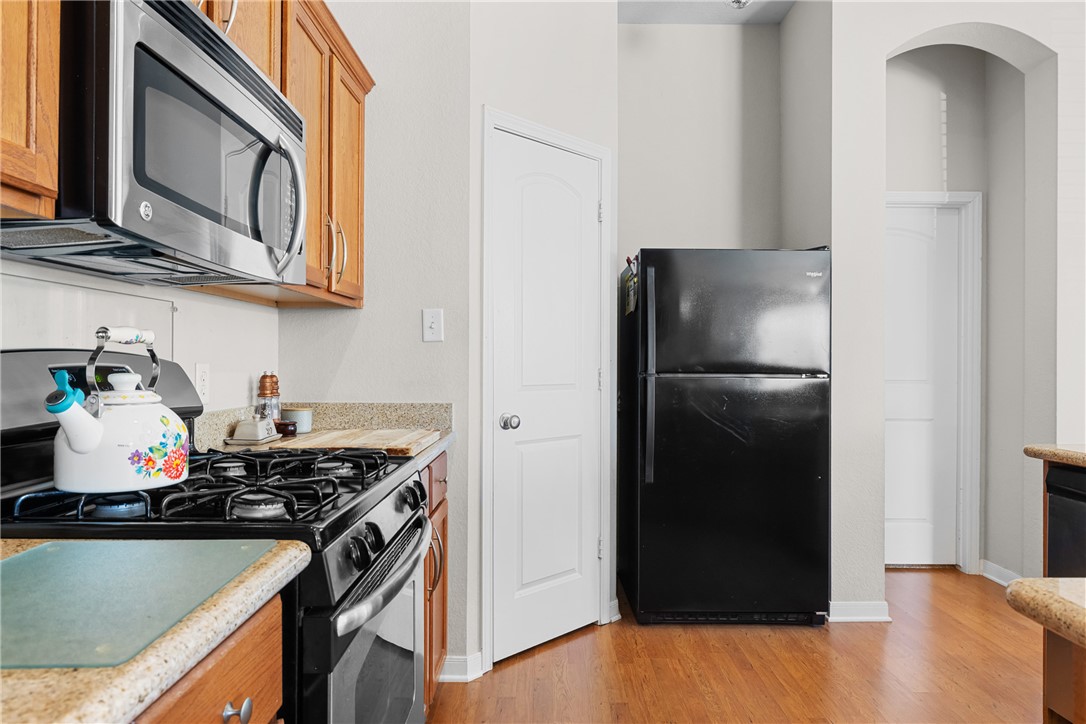 2018 Mountain Wind Loop Bryan, TX 77807 - Photo 7 of 17