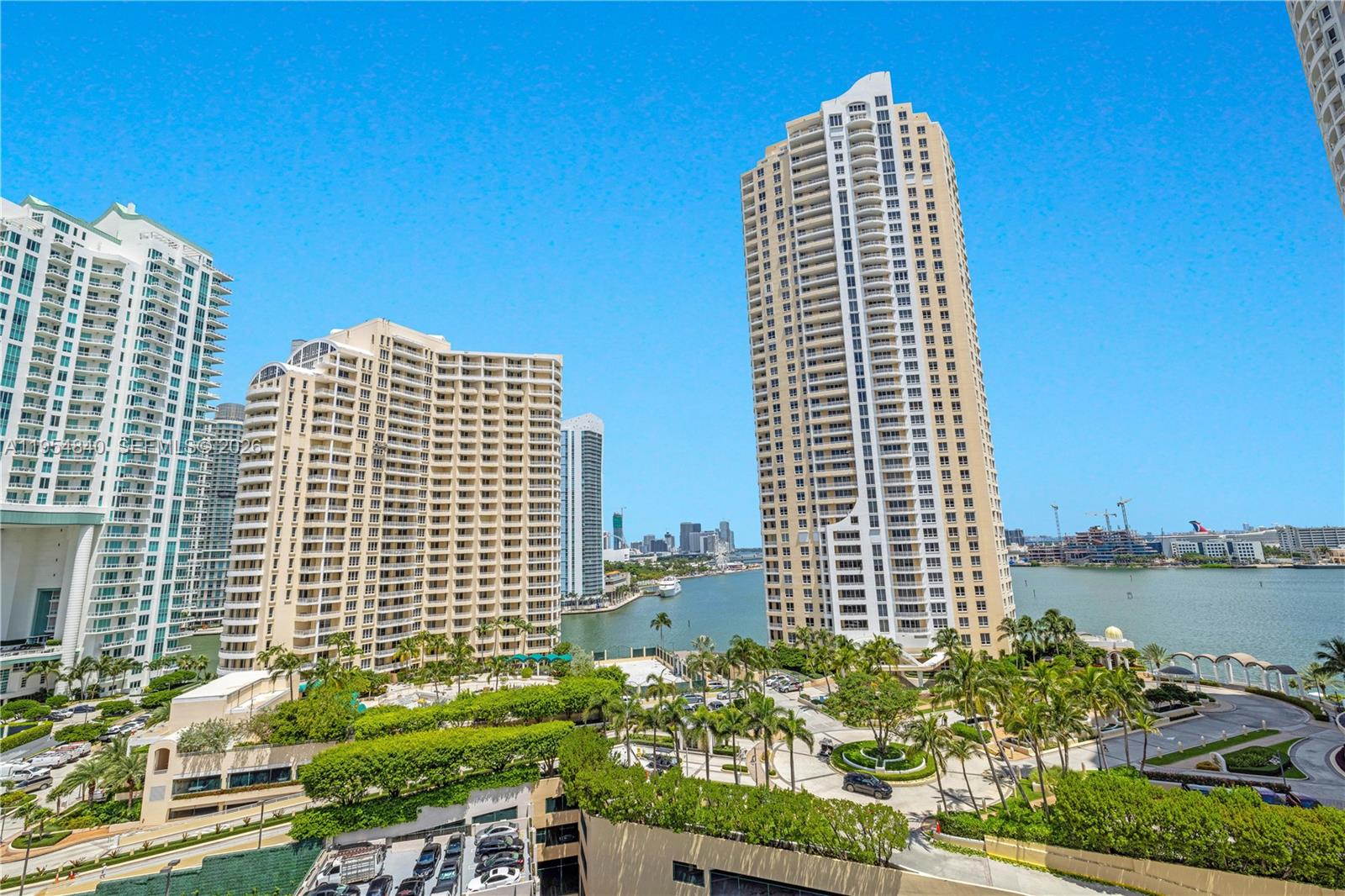 540 Brickell Key Drive, Unit 1514 Miami, FL 33131 - Photo 3 of 22 a front view of a building