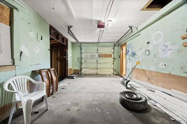 $464,900 | 1524 Somerset Avenue, Taunton, MA 02780