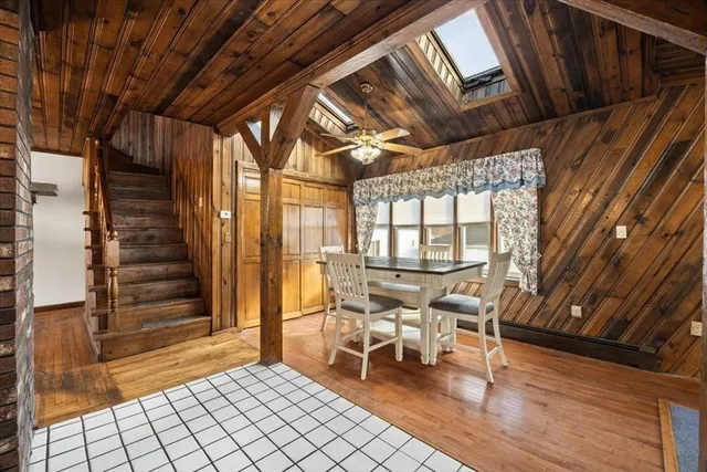 $464,900 | 1524 Somerset Avenue, Taunton, MA 02780