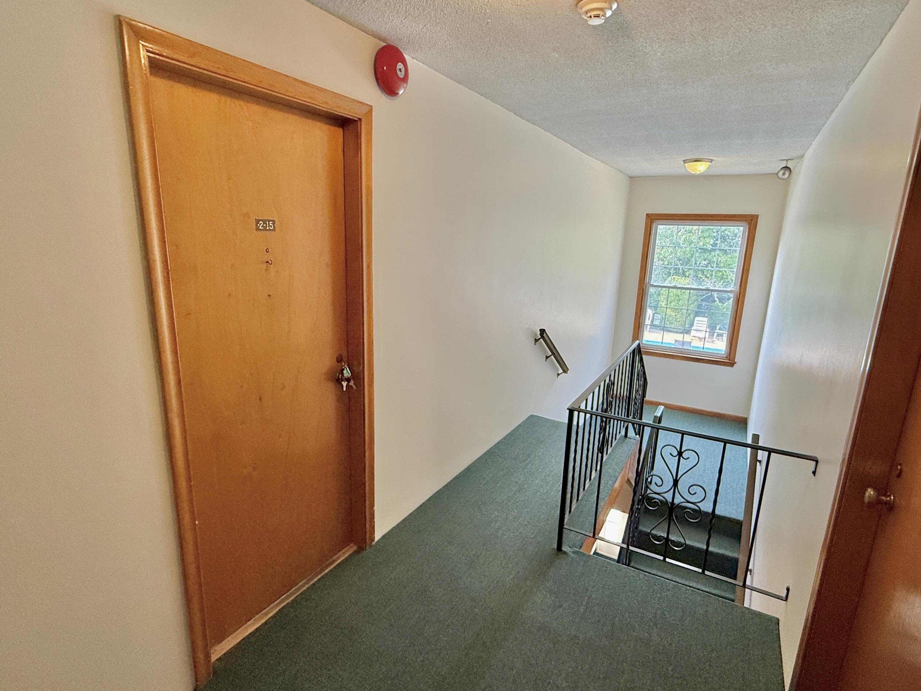 174 Upper County Road, Unit 215 Dennis Port, MA 02639 - Photo 5 of 33 Entry