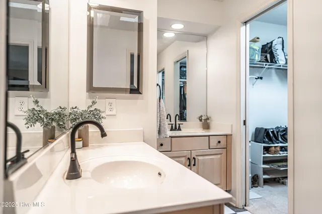 $2,600 | 11 Greenville Lane, Pinehurst, NC 28374