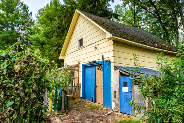 $95,000 | 16920 6th Street, Wellston, MI 49689