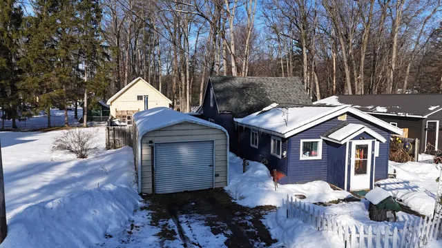 $95,000 | 16920 6th Street, Wellston, MI 49689