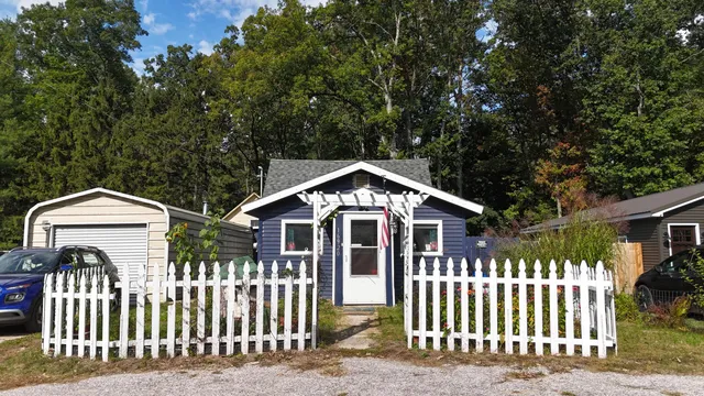 $95,000 | 16920 6th Street, Wellston, MI 49689