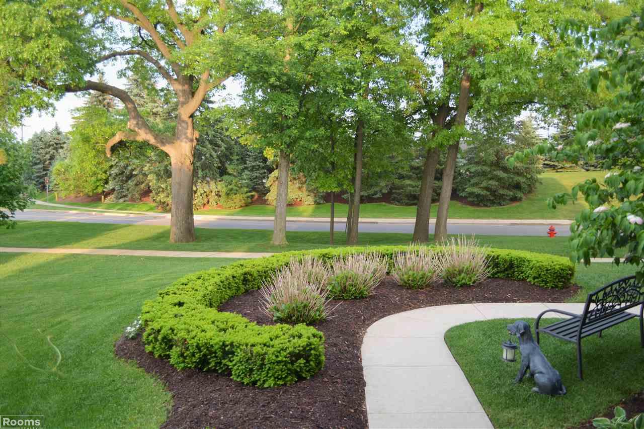 1195 Letica Drive Rochester, MI 48307 - Photo 3 of 48
