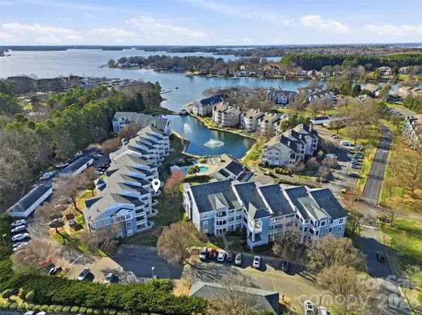$395,000 | 18824 Nautical Drive, Unit 28, Cornelius, NC 28031
