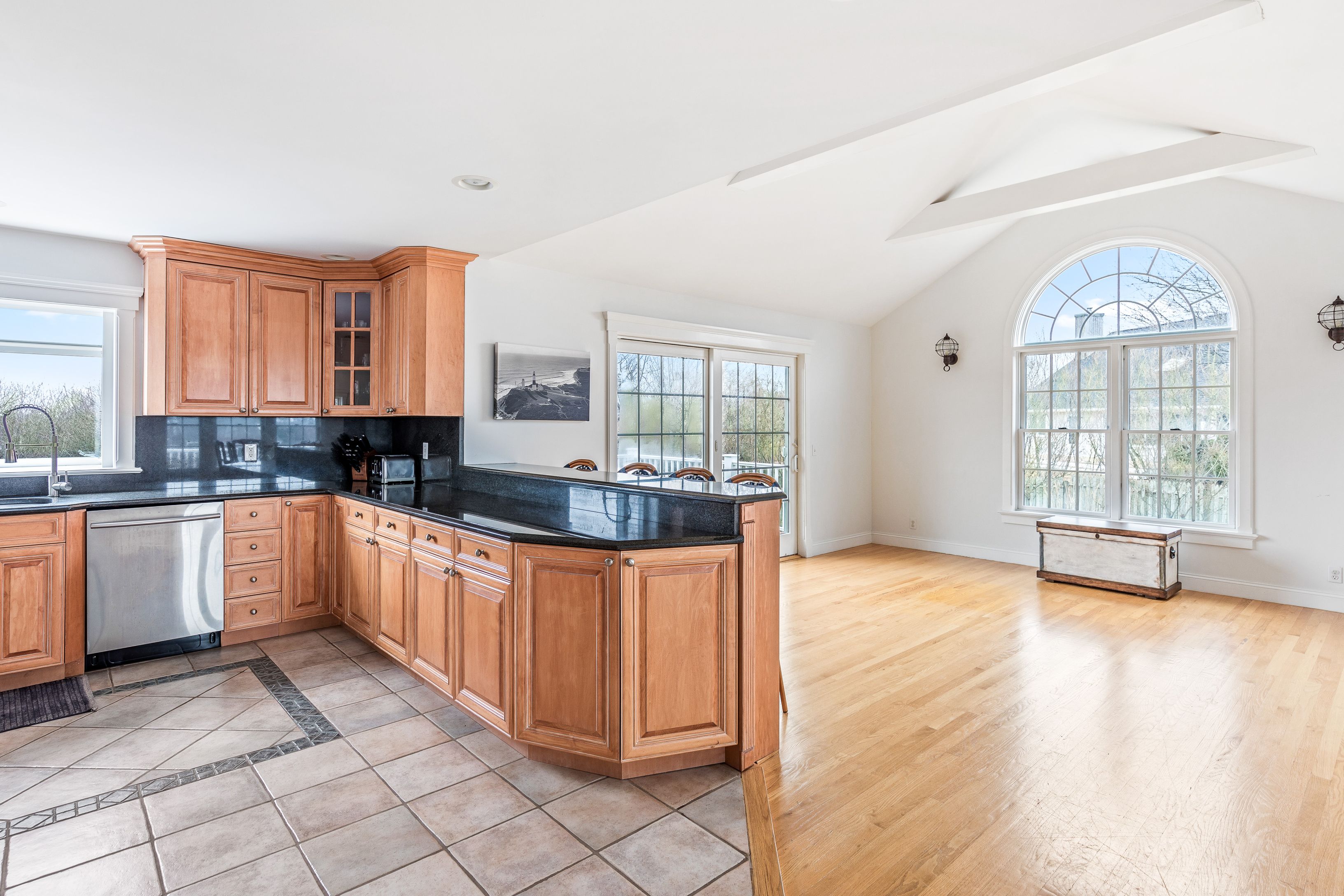15 Farrington Road Montauk, NY 11954 - Photo 5 of 17