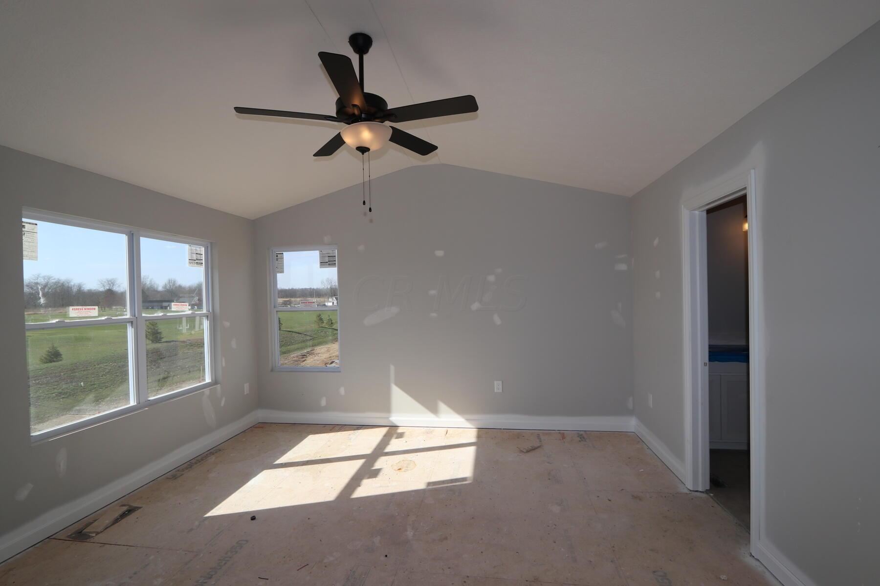 55 Chambers Bay Road Commercial Point, OH 43116 - Photo 7 of 17 Owner's Bedroom