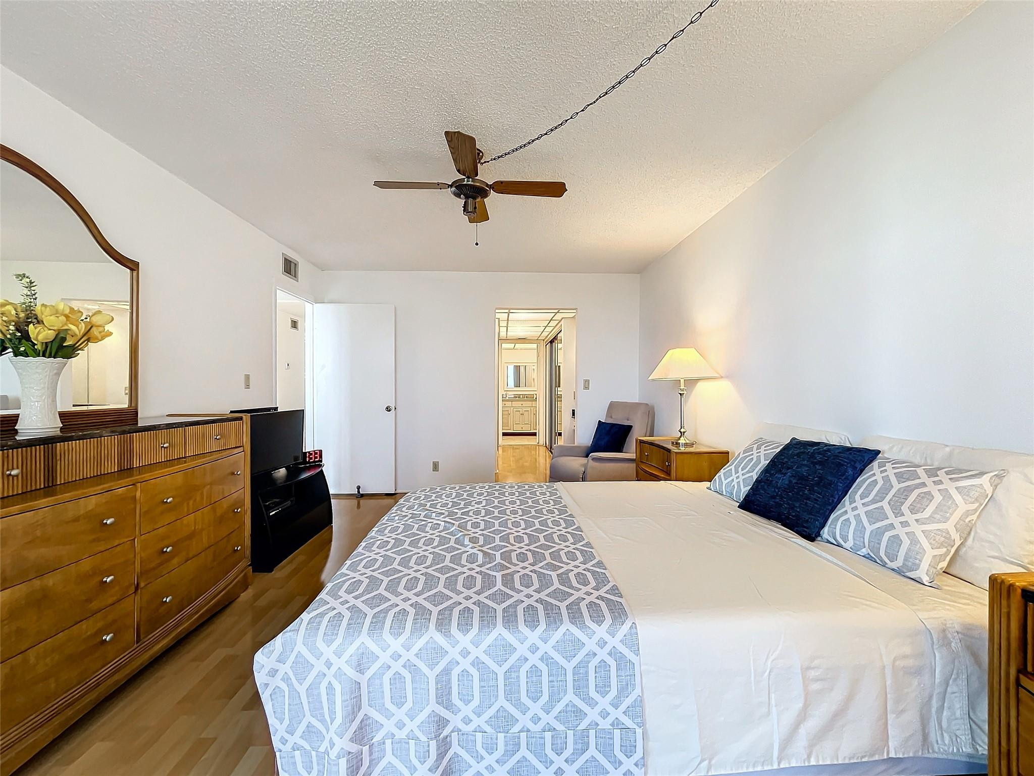 16300 Golf Club Road, Unit 809 Weston, FL 33326 - Photo 17 of 42 Photo 17