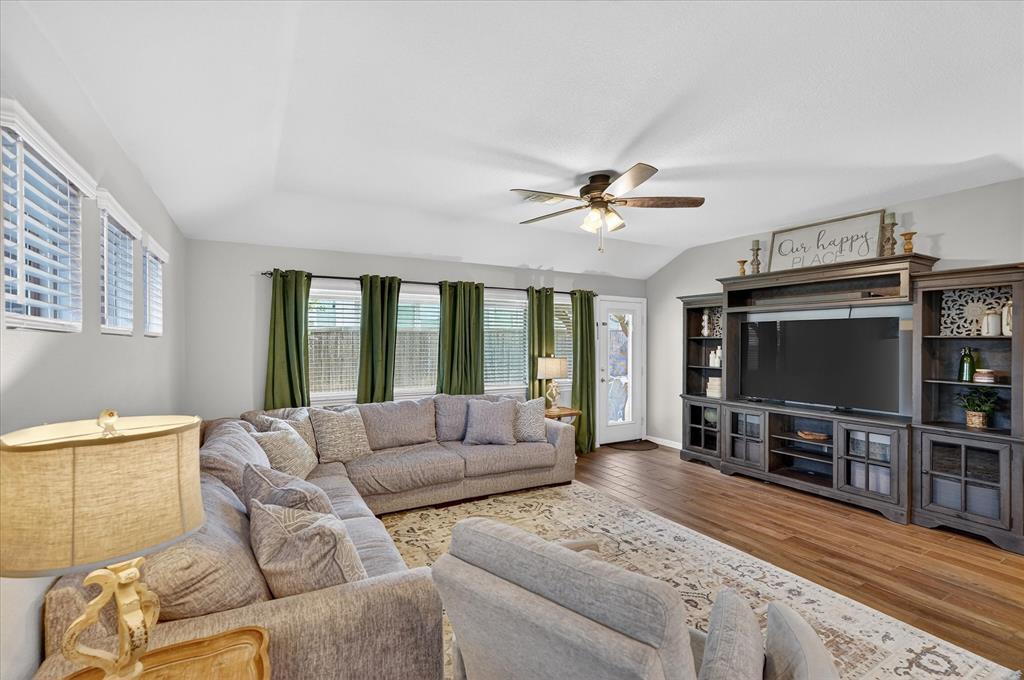 1144 Sheldon Drive Anna, TX 75409 - Photo 7 of 40