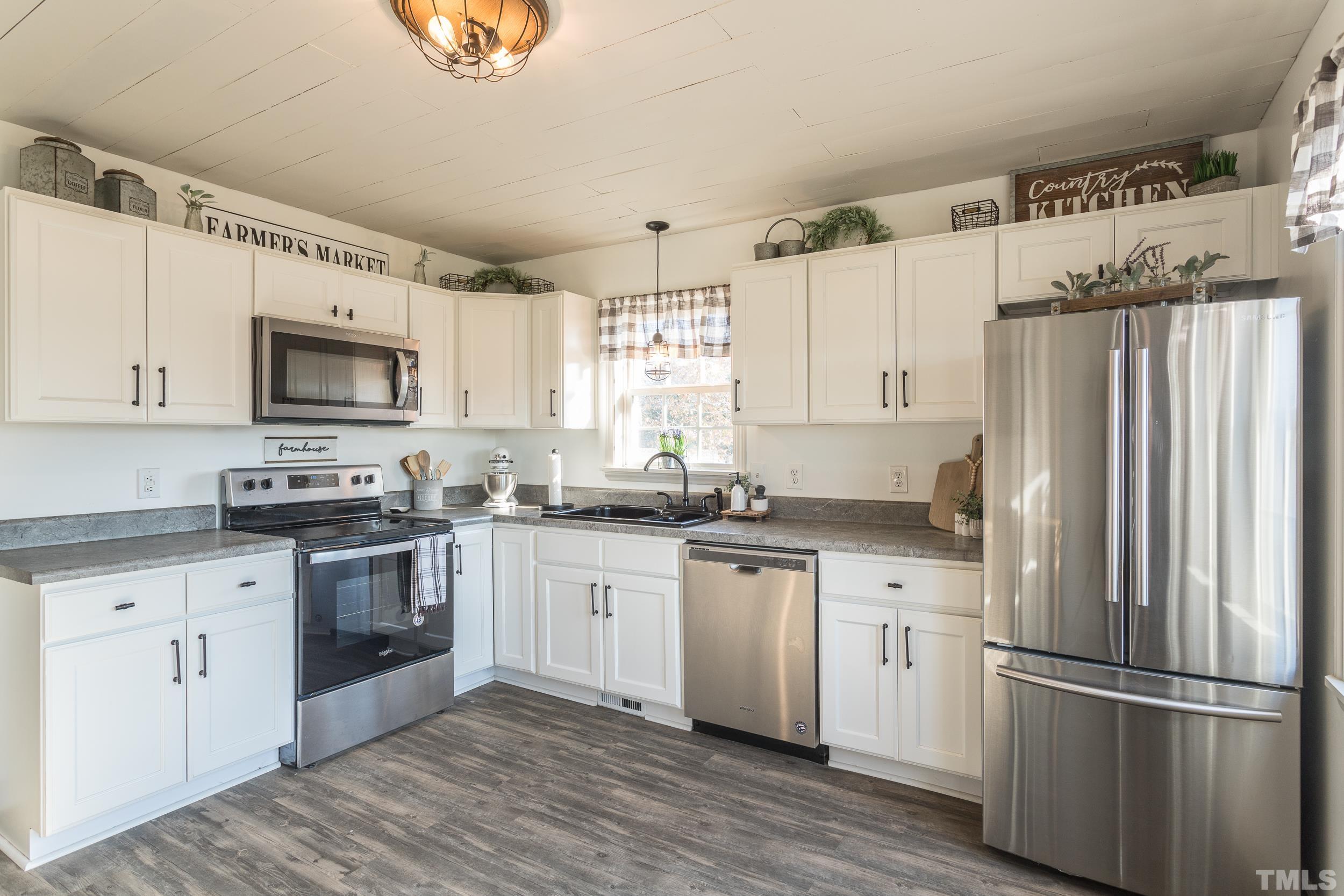 33 Sherman Road Fuquay-Varina, NC 27526 - Photo 14 of 36 Gallery Image 14