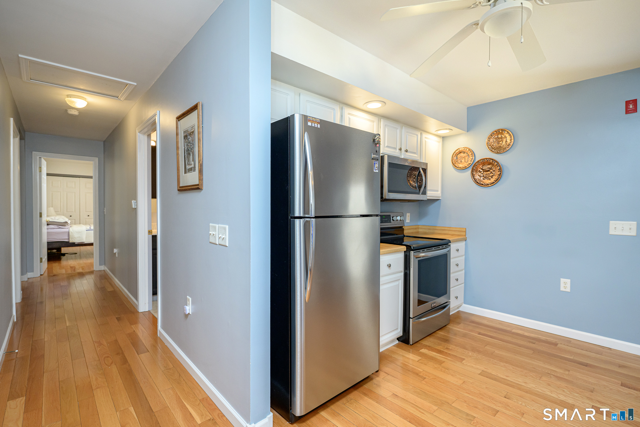 3 Oriole Drive, Unit 3 Killingly, CT 06239 - Photo 11 of 29 a view of kitchen with stainless steel appliances granite countertop a refrigerator and a sink