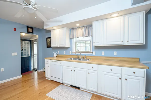 $349,900 | 3 Oriole Drive, Unit 3, Killingly, CT 06239