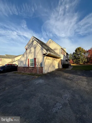$2,450 | 162 Willow Turn, Unit B, Mount Laurel, NJ 08054