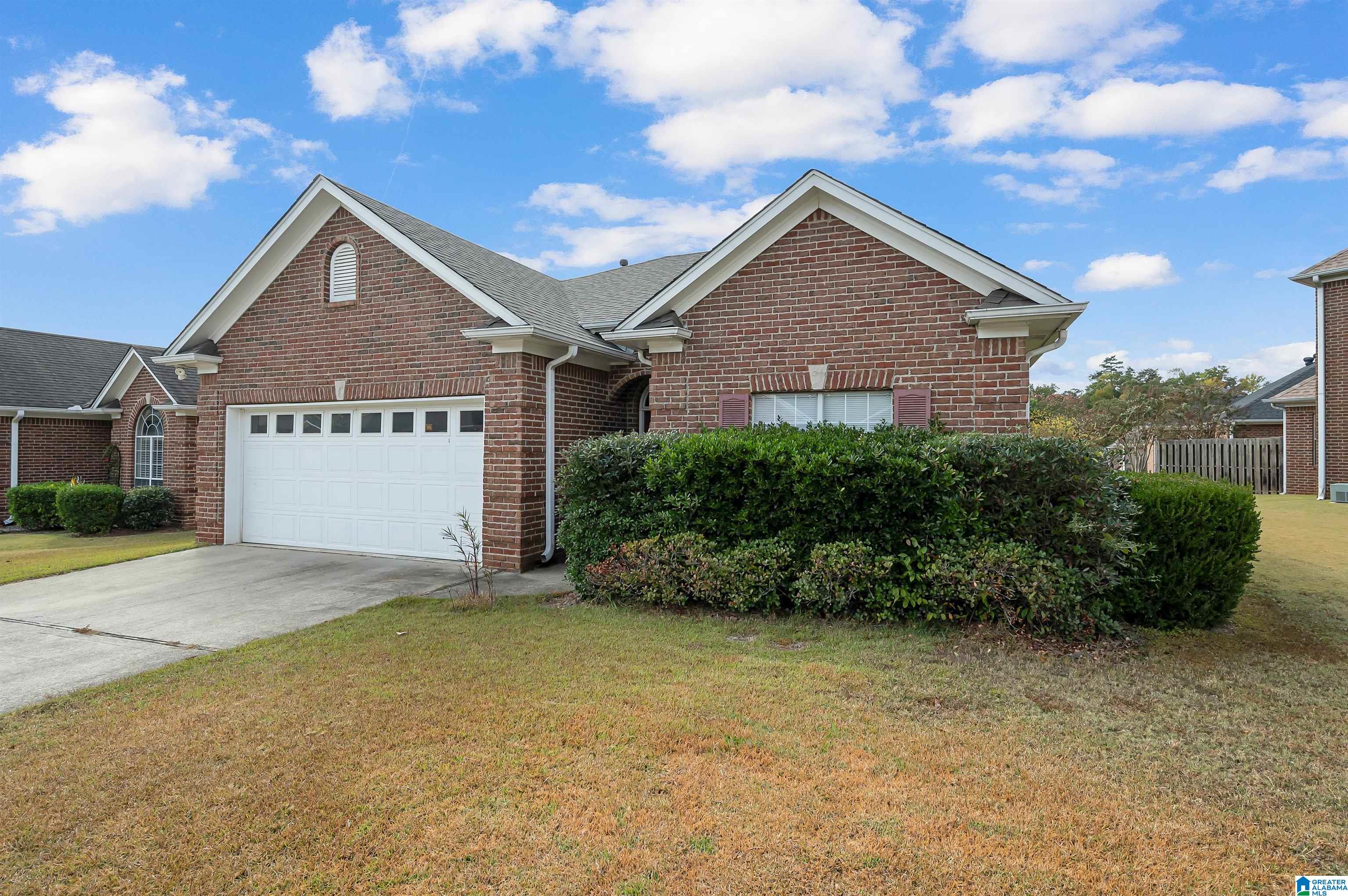 527 Enclave Circle Fultondale, AL 35068 - Photo 2 of 43