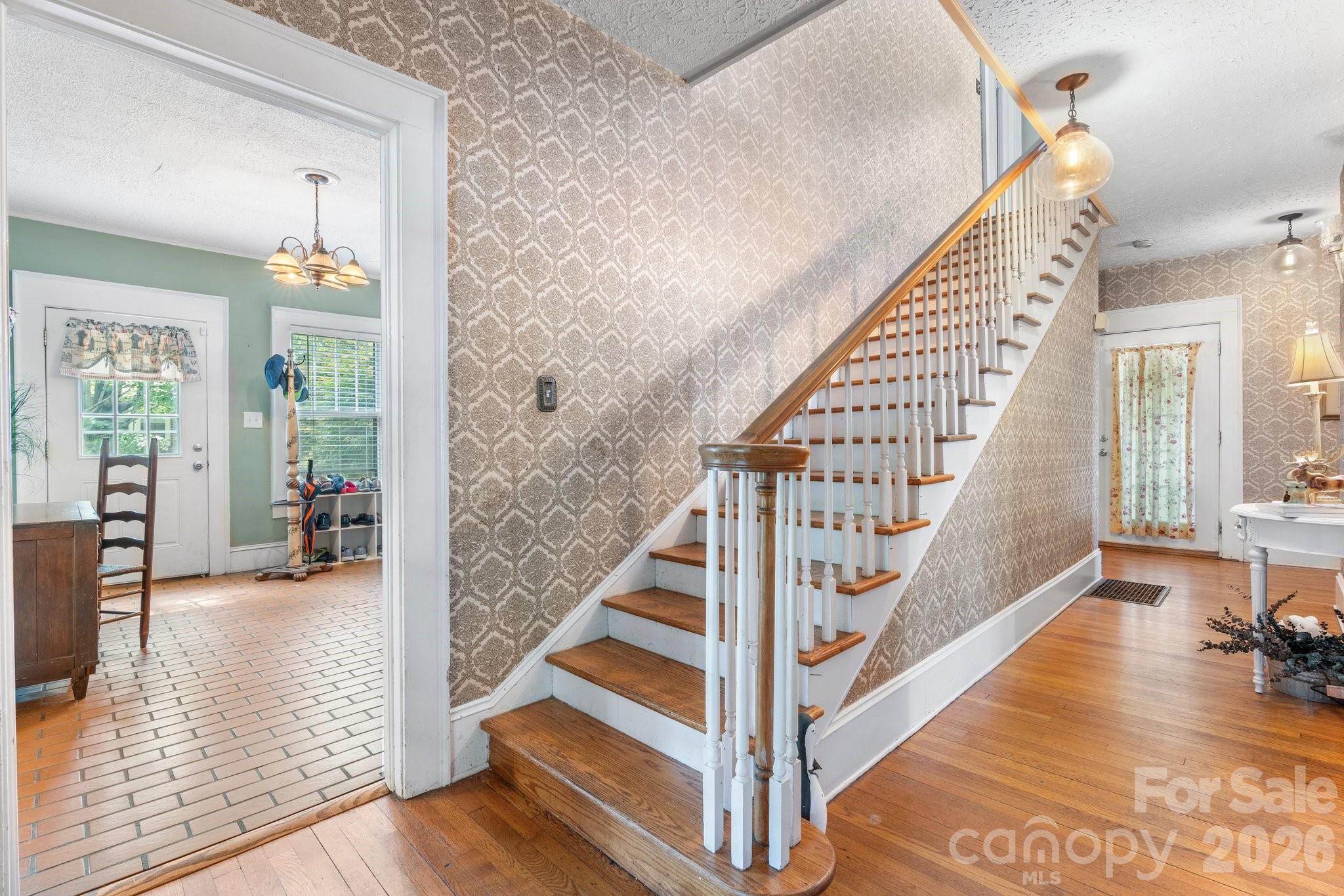 313 East Main Street Morganton, NC 28655 - Photo 14 of 47