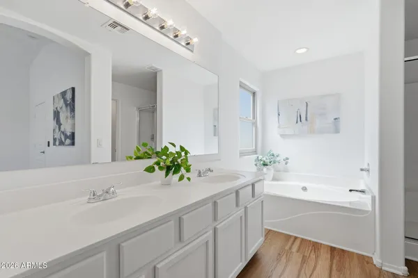 $639,000 | 2303 East Electra Lane, Phoenix, AZ 85024