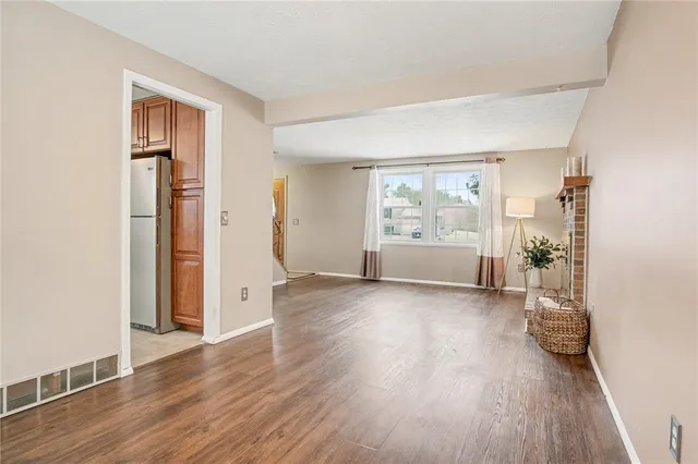 $250,000 | 140 Overland Trail, Henrietta, NY 14586