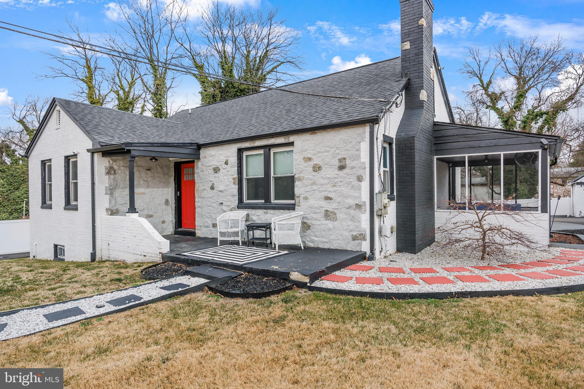 2410 Ritchie Road District Heights, MD 20747 - Photo 3 of 46