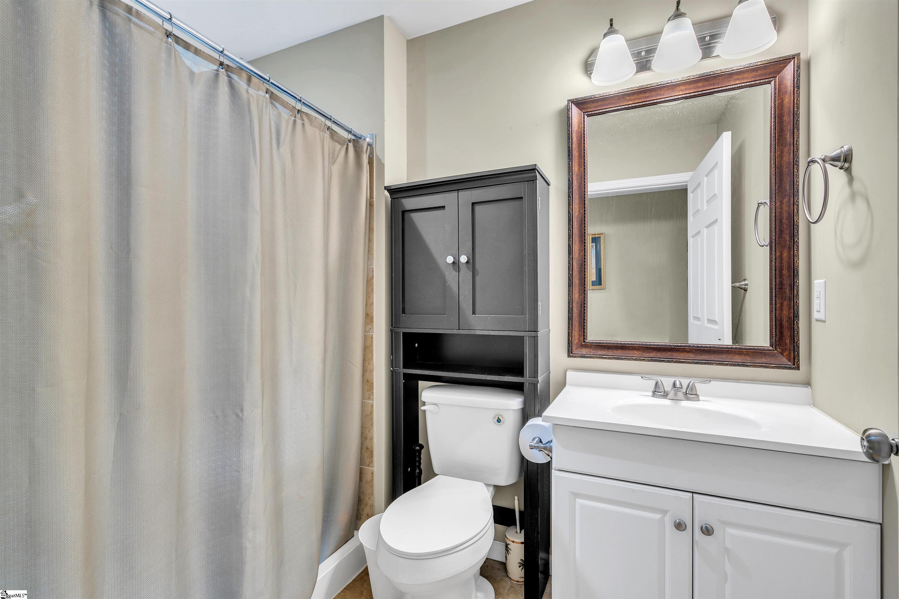 552 South Buckhorn Road Greenville, SC 29609 - Photo 15 of 32
