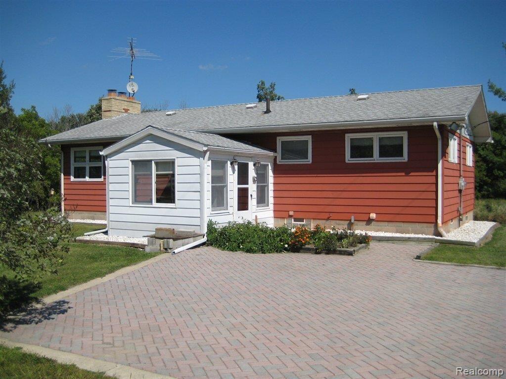 13550BelleRiver 004.jpg