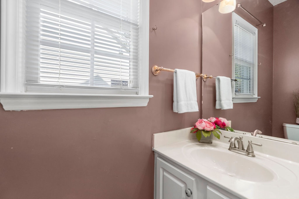 12213 Breton Lane Raleigh, NC 27613 - Photo 15 of 30 Photo 15