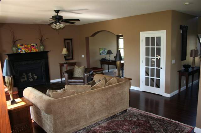 94 Sapphire Point Morton, IL 61550 - Photo 8 of 11 Gallery Image 8