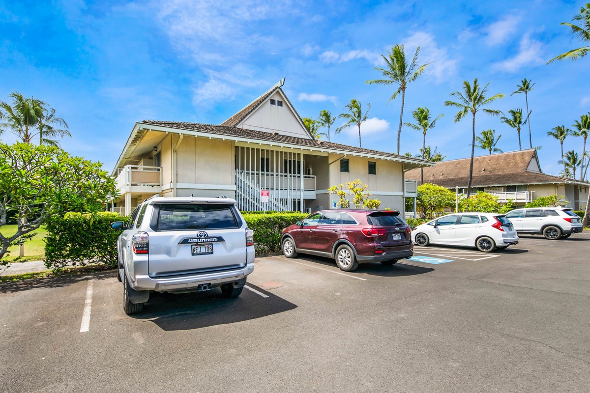 525 Aleka Loop, Unit G5 Kapaa, HI 96746 - Photo 12 of 26 a car parked in front of a house