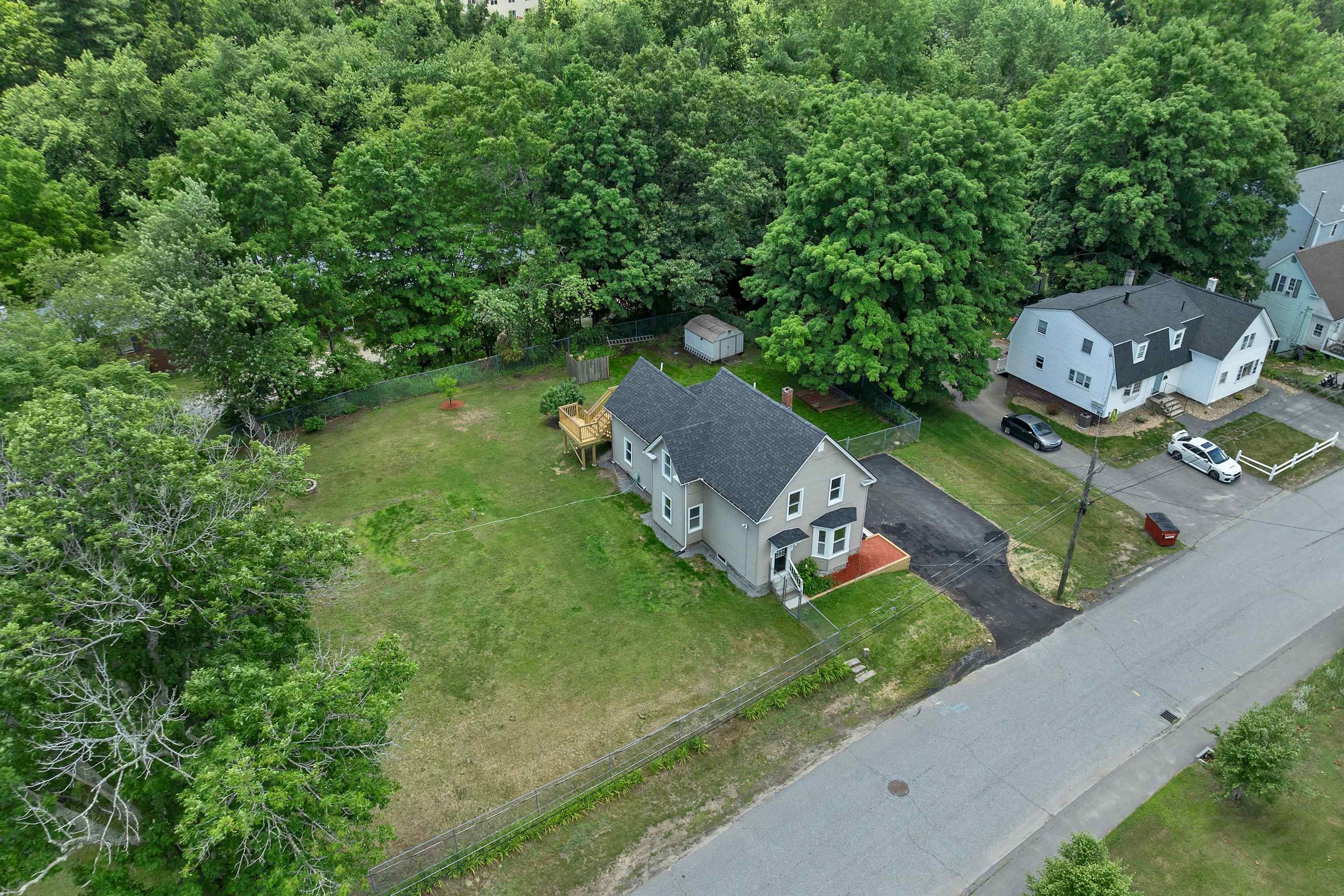 16 Brook Street Derry, NH 03038 - Photo 9 of 60