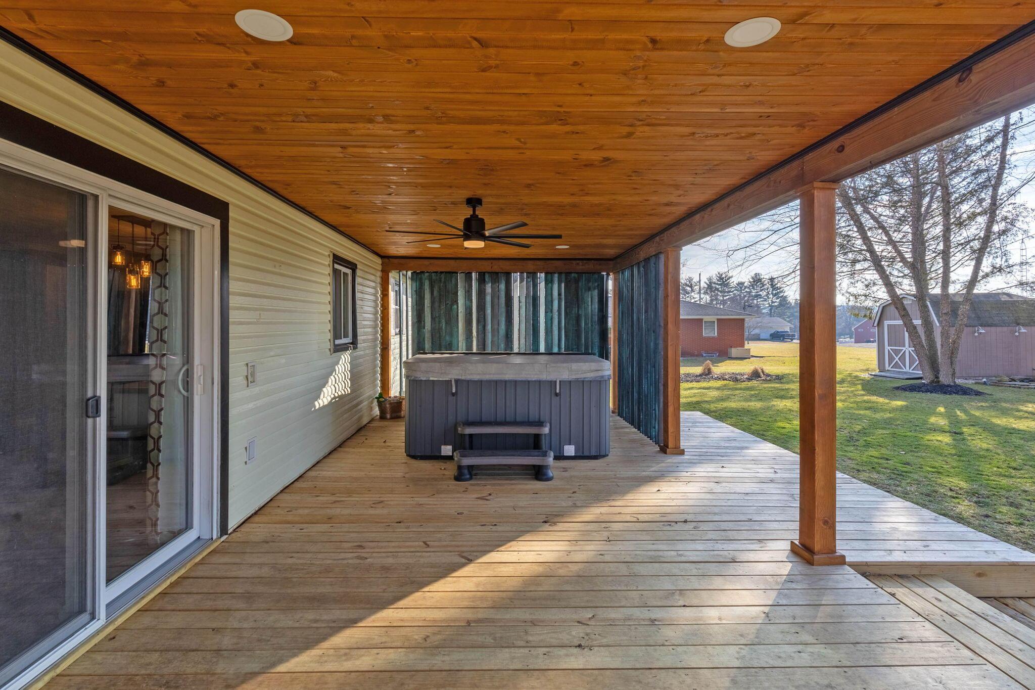 335 Kirby Road Southeast Newark, OH 43056 - Photo 35 of 52 Covered Porch