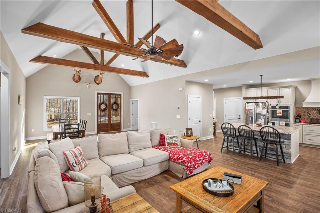 267 George Hege Road Lexington, NC 27295 - Photo 14 of 43 Living Room