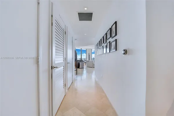 $8,500 | 88 Southwest 7th Street, Unit 2602, Miami, FL 33130