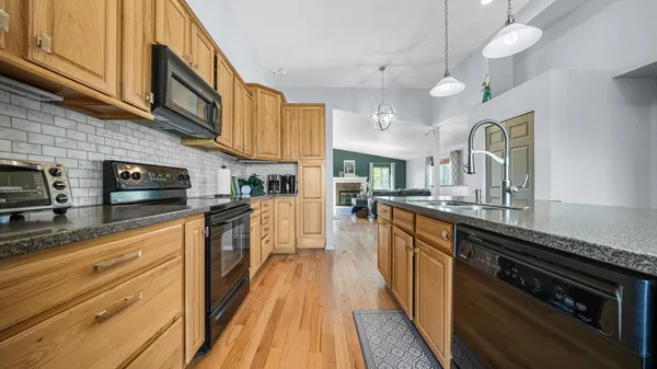 $685,000 | 2419 Broadway, Grand Junction, CO 81507