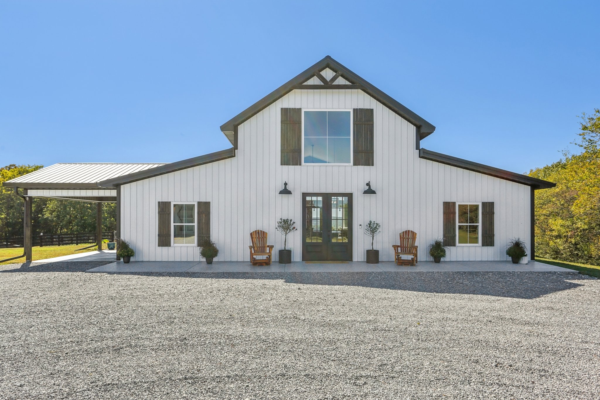 3096 Morel Road Columbia, TN 38401 - Photo 9 of 12 a view of a house with a patio